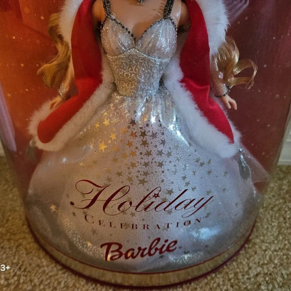 NRFB MATTEL 2001 HAPPY HOLIDAYS CELEBRATION SPECIAL EDITION BARBIE DOLL 50304